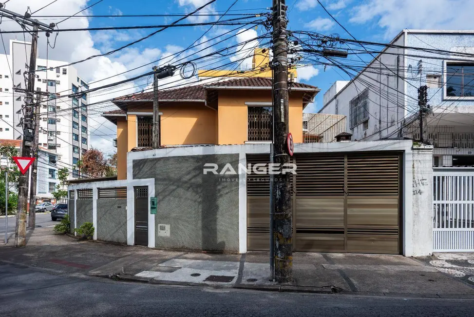 Casa de Condomínio com 3 quartos para alugar, 220m2 em Embaré, Santos - SP - imagem 3 Foto 3 de Casa de Condomínio com 3 quartos para alugar, 220m2 em Embaré, Santos - SP