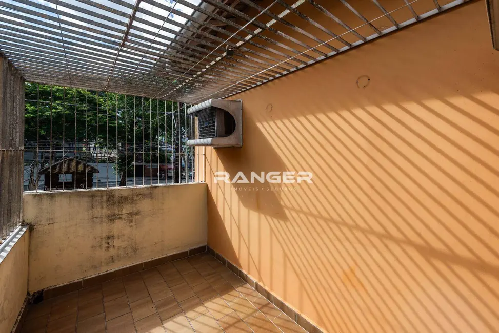 Casa de Condomínio com 3 quartos à venda, 220m2 em Embaré, Santos - SP - imagem 4 Foto 4 de Casa de Condomínio com 3 quartos à venda, 220m2 em Embaré, Santos - SP