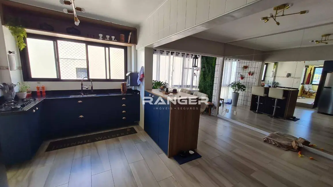 Apartamento com 2 quartos à venda, 103m2 em Ponta da Praia, Santos - SP - imagem 4 Foto 4 de Apartamento com 2 quartos à venda, 103m2 em Ponta da Praia, Santos - SP