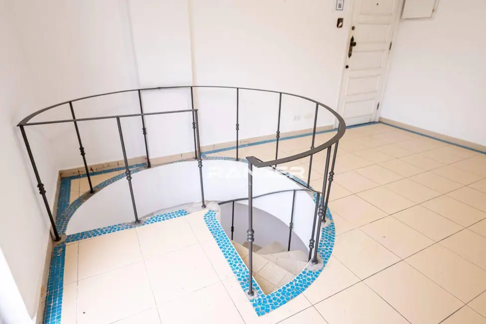 Apartamento com 5 quartos à venda, 208m2 em Embaré, Santos - SP - imagem 3 Foto 3 de Apartamento com 5 quartos à venda, 208m2 em Embaré, Santos - SP