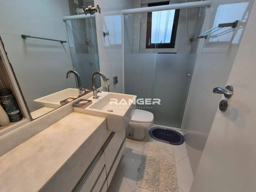 Apartamento com 3 quartos à venda, 104m2 em Marapé, Santos - SP - imagem 8 Foto 8 de Apartamento com 3 quartos à venda, 104m2 em Marapé, Santos - SP