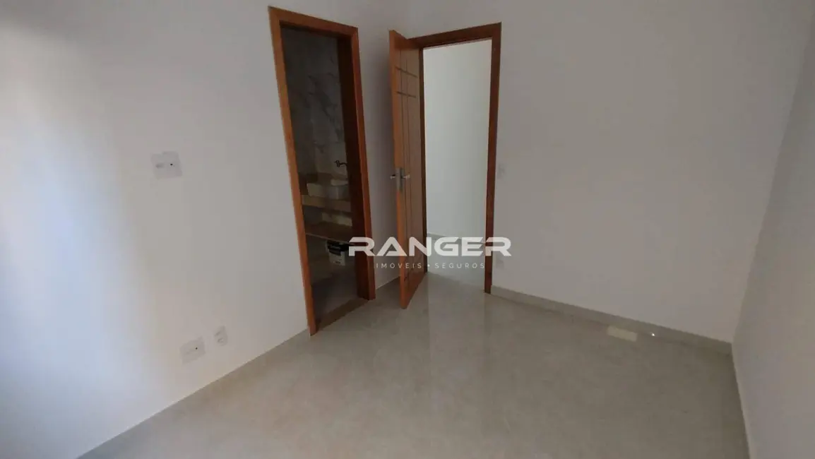 Casa de Condomínio com 3 quartos à venda, 160m2 em Embaré, Santos - SP - imagem 8 Foto 8 de Casa de Condomínio com 3 quartos à venda, 160m2 em Embaré, Santos - SP