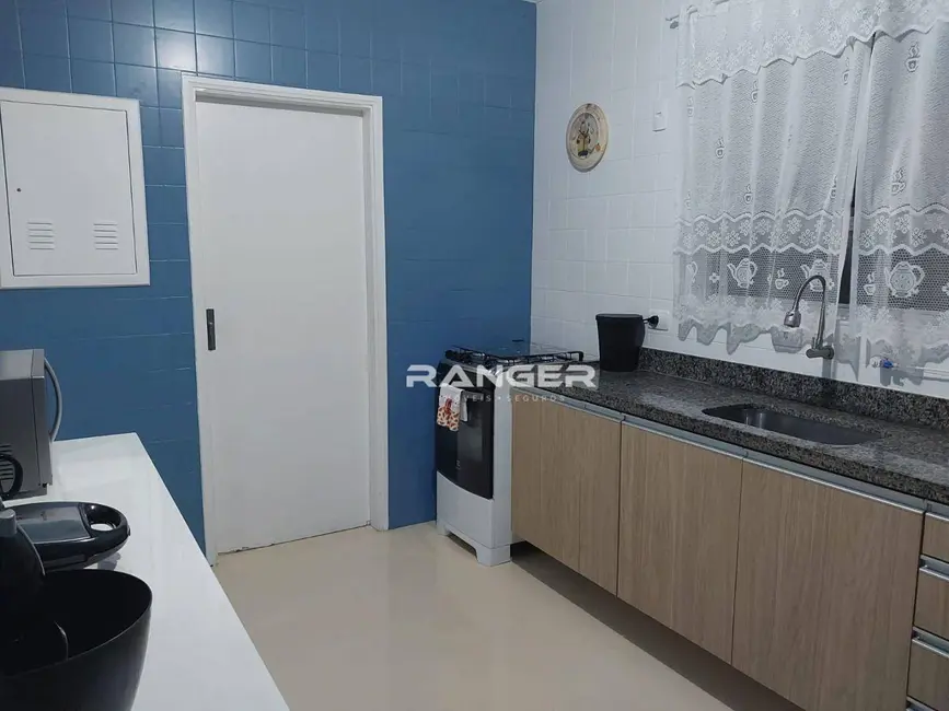 Foto 9 de Apartamento com 2 quartos à venda, 78m2 em Gonzaga, Santos - SP