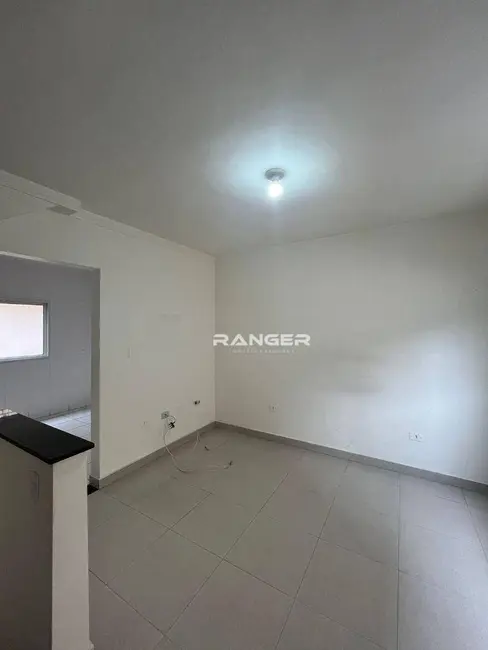 Foto 3 de Casa com 2 quartos à venda, 57m2 em Santos - SP