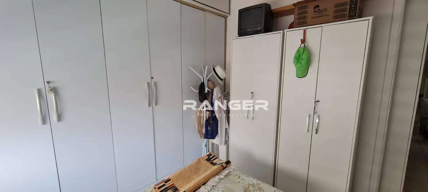 Apartamento com 2 quartos à venda, 80m2 em Marapé, Santos - SP - imagem 5 Foto 5 de Apartamento com 2 quartos à venda, 80m2 em Marapé, Santos - SP