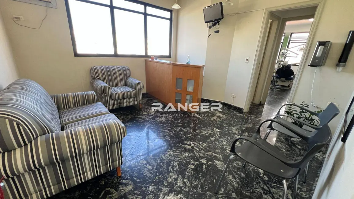 Foto 1 de Sala Comercial para alugar, 49m2 em Santos - SP