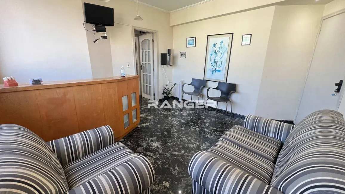 Foto 3 de Sala Comercial para alugar, 49m2 em Santos - SP