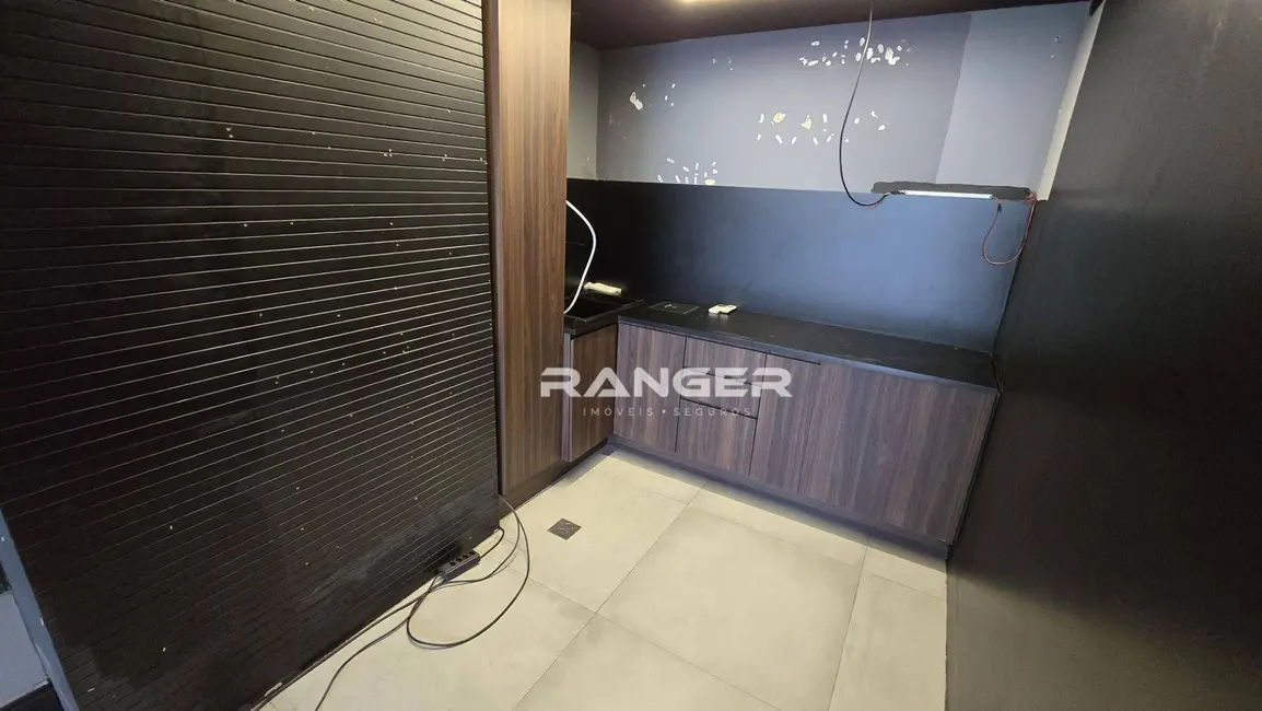 Loja para alugar, 53m2 em Santos - SP - imagem 7 Foto 7 de Loja para alugar, 53m2 em Santos - SP