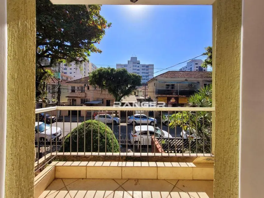 Casa de Condomínio com 3 quartos à venda, 999m2 em Campo Grande, Santos - SP - imagem 4 Foto 4 de Casa de Condomínio com 3 quartos à venda, 999m2 em Campo Grande, Santos - SP