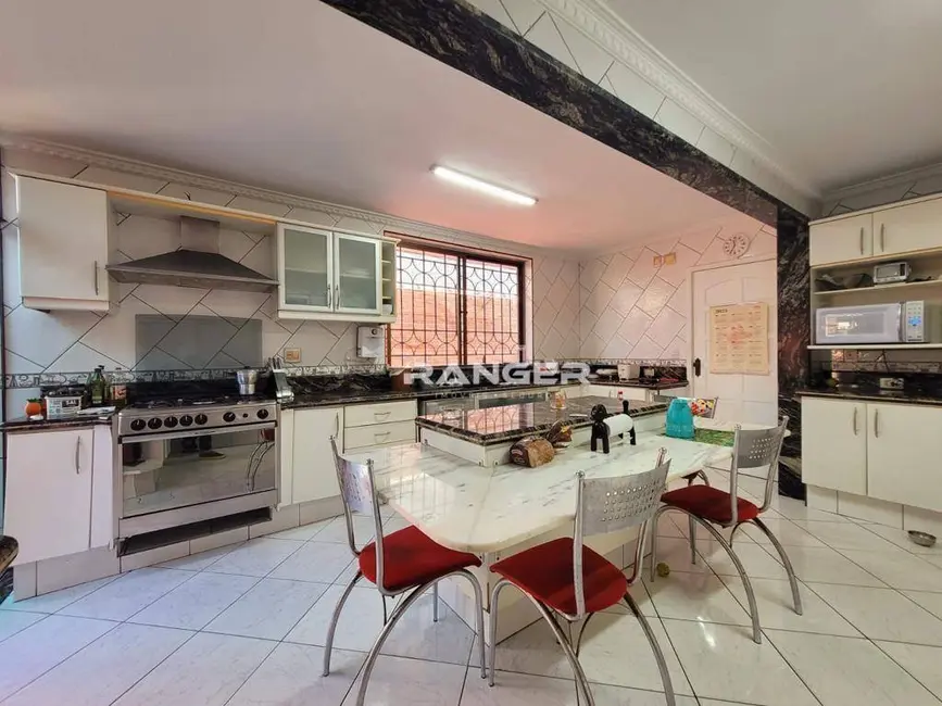 Casa de Condomínio com 3 quartos à venda, 999m2 em Campo Grande, Santos - SP - imagem 3 Foto 3 de Casa de Condomínio com 3 quartos à venda, 999m2 em Campo Grande, Santos - SP