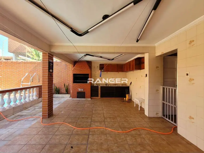 Casa de Condomínio com 3 quartos à venda, 999m2 em Campo Grande, Santos - SP - imagem 7 Foto 7 de Casa de Condomínio com 3 quartos à venda, 999m2 em Campo Grande, Santos - SP