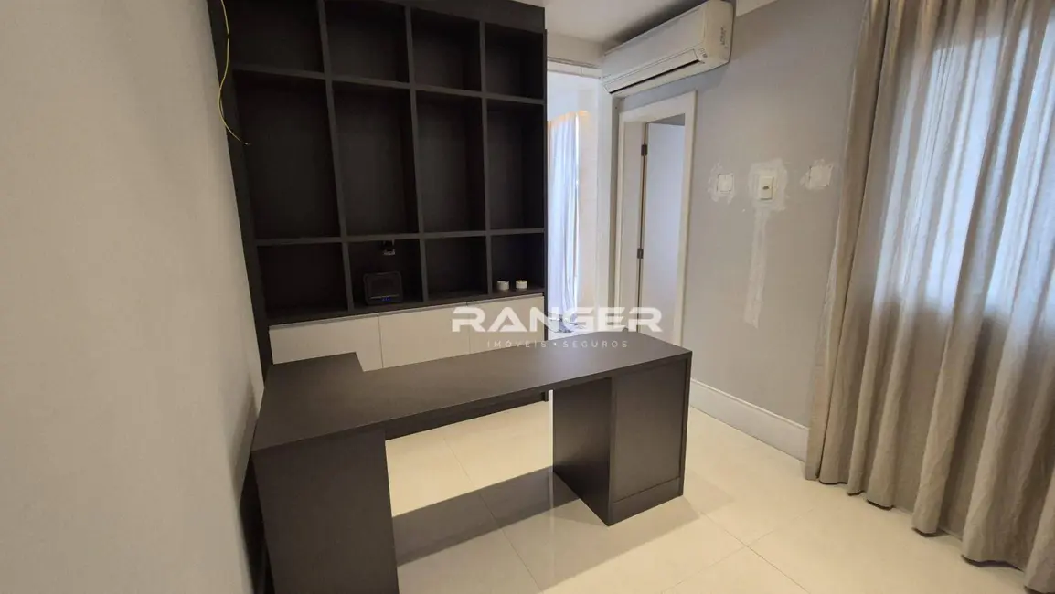 Foto 9 de Cobertura com 5 quartos à venda, 265m2 em Gonzaga, Santos - SP