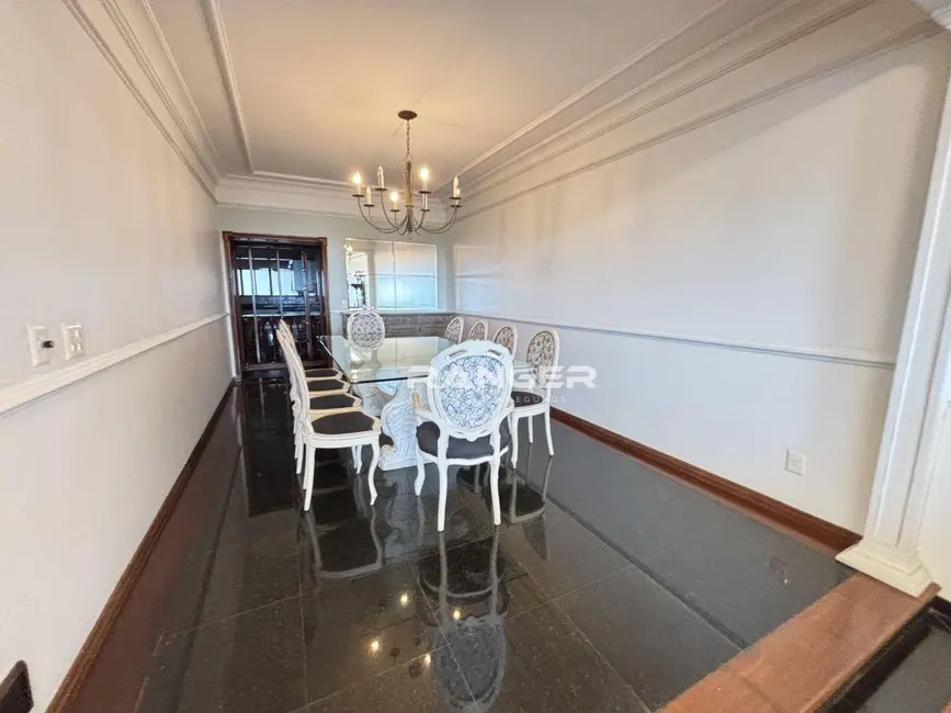 Apartamento com 3 quartos para alugar, 330m2 em Pompéia, Santos - SP - imagem 5 Foto 5 de Apartamento com 3 quartos para alugar, 330m2 em Pompéia, Santos - SP