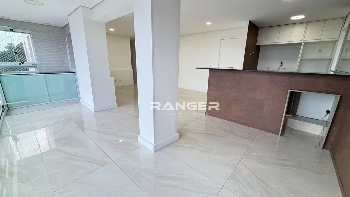 Apartamento com 3 quartos à venda, 98m2 em Marapé, Santos - SP - imagem 2 Foto 2 de Apartamento com 3 quartos à venda, 98m2 em Marapé, Santos - SP