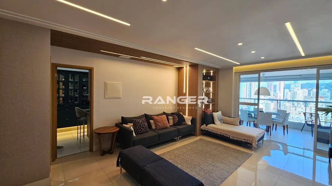 Apartamento com 3 quartos à venda, 122m2 em Gonzaga, Santos - SP - imagem 6 Foto 6 de Apartamento com 3 quartos à venda, 122m2 em Gonzaga, Santos - SP