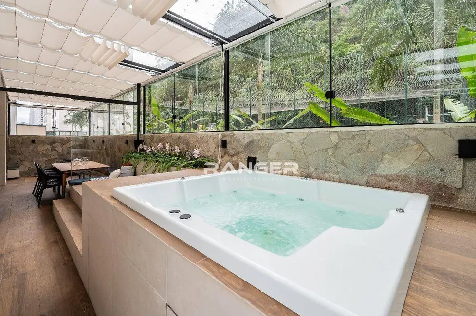 Apartamento com 3 quartos à venda, 230m2 em Marapé, Santos - SP - imagem 8 Foto 8 de Apartamento com 3 quartos à venda, 230m2 em Marapé, Santos - SP