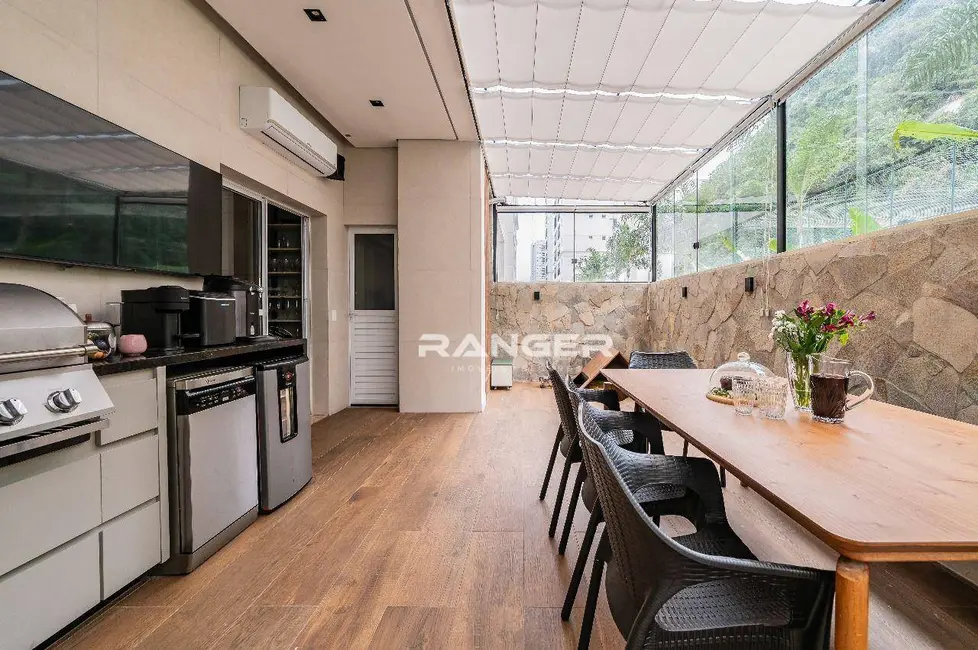 Apartamento com 3 quartos à venda, 230m2 em Marapé, Santos - SP - imagem 3 Foto 3 de Apartamento com 3 quartos à venda, 230m2 em Marapé, Santos - SP