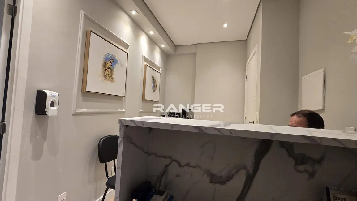 Sala Comercial à venda, 42m2 em Santos - SP - imagem 7 Foto 7 de Sala Comercial à venda, 42m2 em Santos - SP