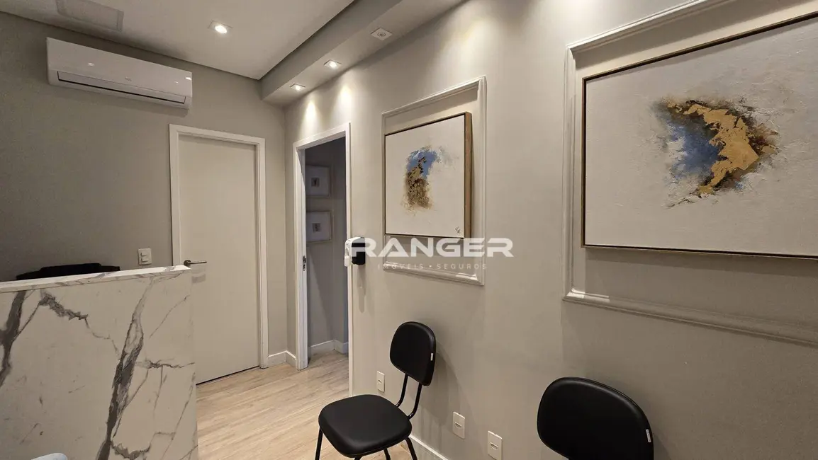 Sala Comercial à venda, 42m2 em Santos - SP - imagem 1 Foto 1 de Sala Comercial à venda, 42m2 em Santos - SP