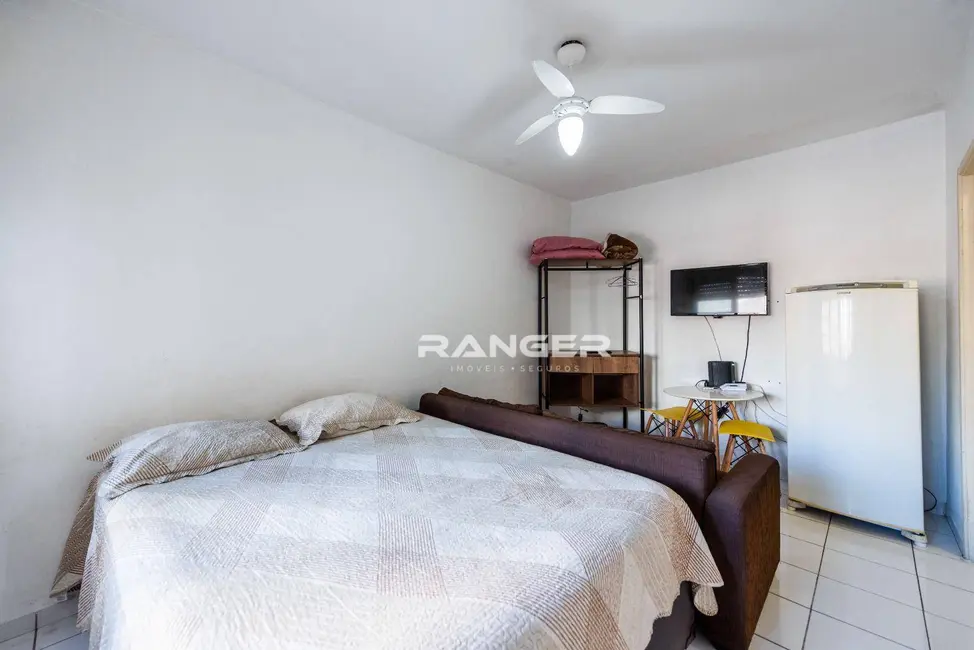 Kitnet com 1 quarto para alugar, 31m2 em Boqueirão, Santos - SP - imagem 4 Foto 4 de Kitnet com 1 quarto para alugar, 31m2 em Boqueirão, Santos - SP