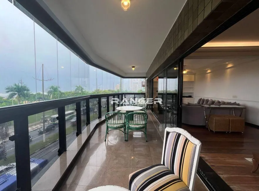 Foto 4 de Apartamento com 3 quartos à venda, 330m2 em Pompéia, Santos - SP