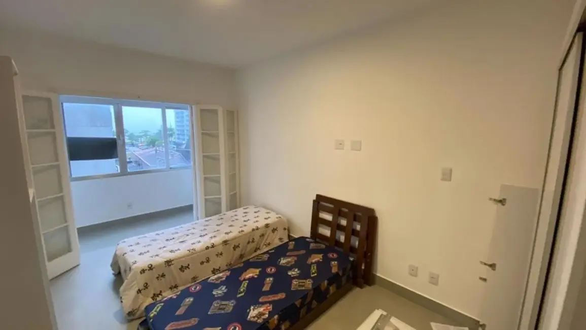 Apartamento com 3 quartos para alugar, 105m2 em Gonzaga, Santos - SP - imagem 4 Foto 4 de Apartamento com 3 quartos para alugar, 105m2 em Gonzaga, Santos - SP