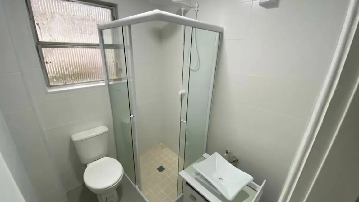 Apartamento com 3 quartos para alugar, 105m2 em Gonzaga, Santos - SP - imagem 8 Foto 8 de Apartamento com 3 quartos para alugar, 105m2 em Gonzaga, Santos - SP