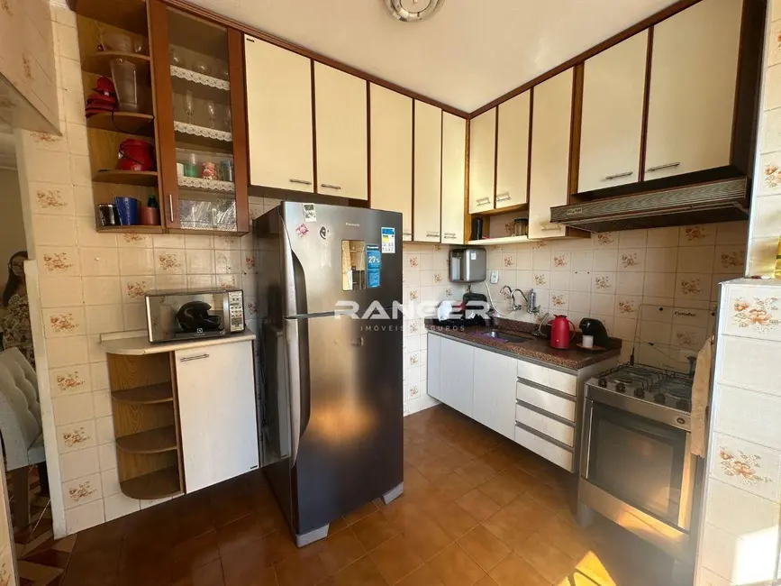 Apartamento com 2 quartos à venda, 70m2 em Marapé, Santos - SP - imagem 3 Foto 3 de Apartamento com 2 quartos à venda, 70m2 em Marapé, Santos - SP