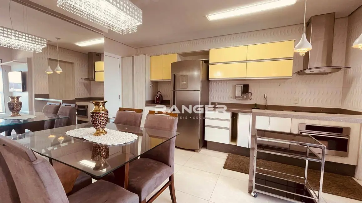Apartamento com 2 quartos para alugar, 69m2 em José Menino, Santos - SP - imagem 4 Foto 4 de Apartamento com 2 quartos para alugar, 69m2 em José Menino, Santos - SP