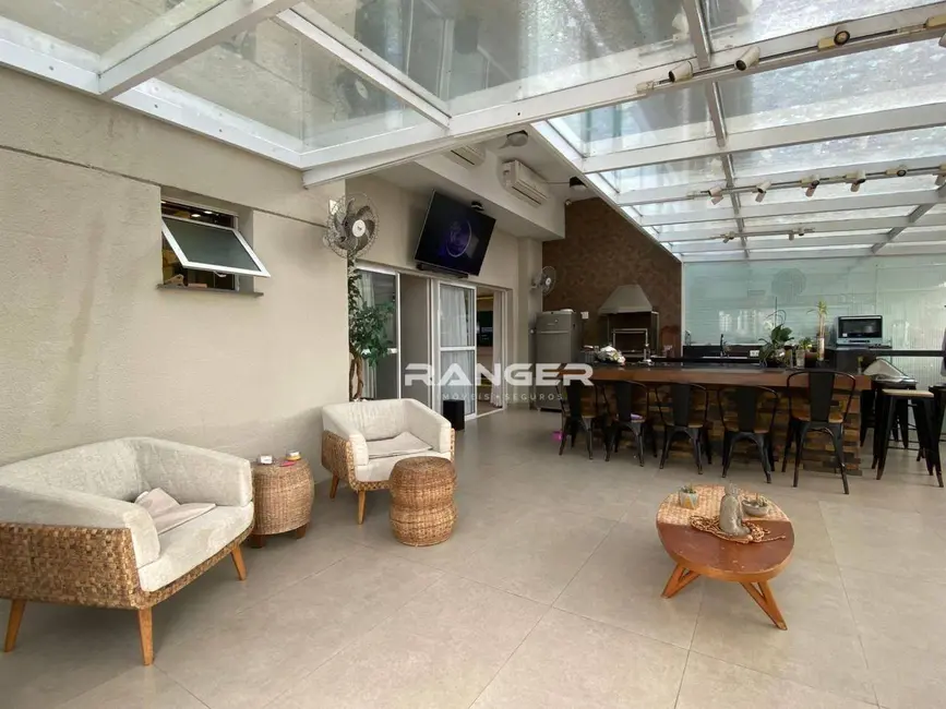 Apartamento com 3 quartos à venda, 219m2 em Campo Grande, Santos - SP - imagem 2 Foto 2 de Apartamento com 3 quartos à venda, 219m2 em Campo Grande, Santos - SP