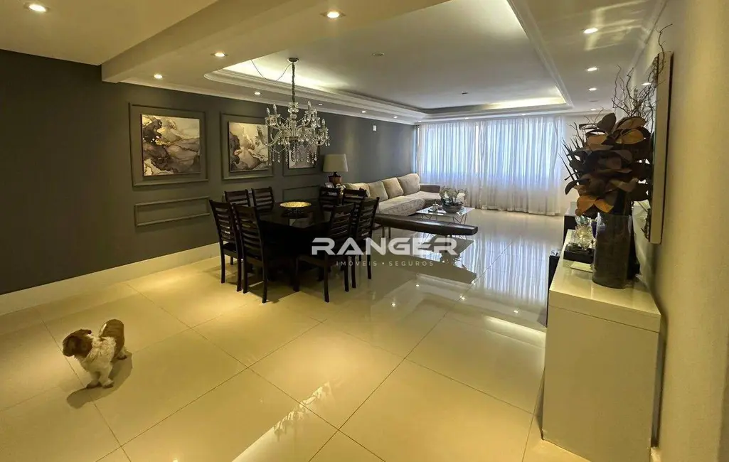 Apartamento com 3 quartos à venda, 230m2 em José Menino, Santos - SP - imagem 4 Foto 4 de Apartamento com 3 quartos à venda, 230m2 em José Menino, Santos - SP