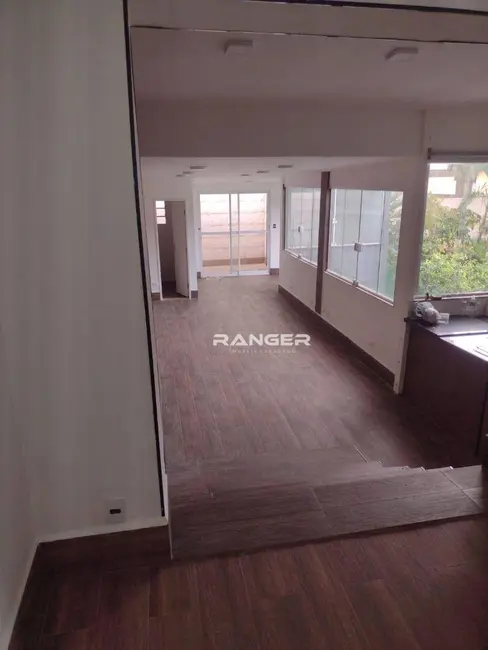 Casa de Condomínio com 3 quartos à venda, 150m2 em Gonzaga, Santos - SP - imagem 4 Foto 4 de Casa de Condomínio com 3 quartos à venda, 150m2 em Gonzaga, Santos - SP