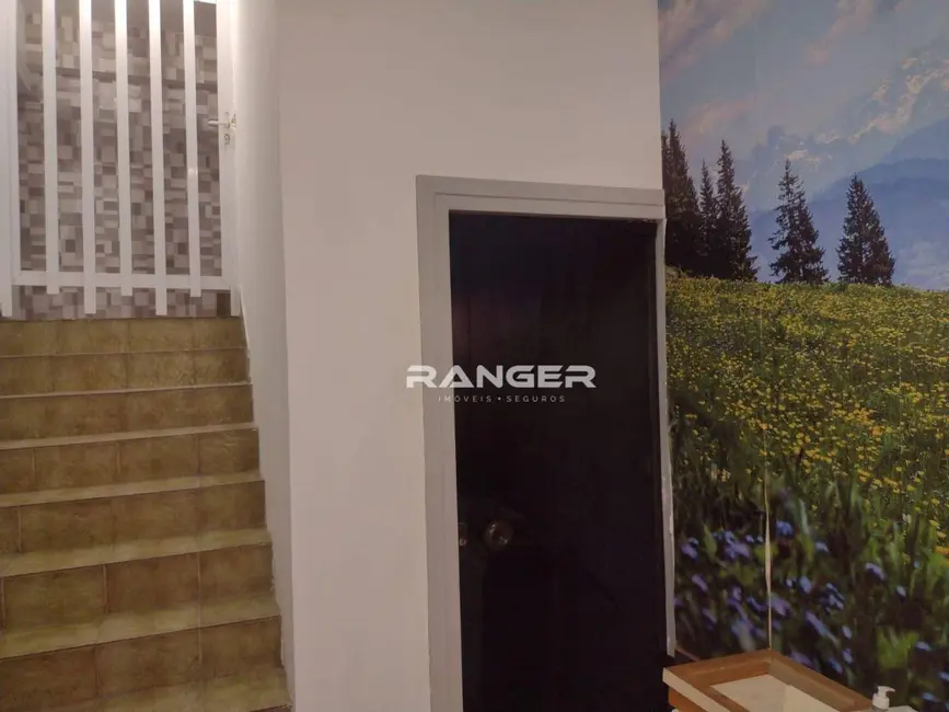 Casa de Condomínio com 3 quartos à venda, 150m2 em Gonzaga, Santos - SP - imagem 6 Foto 6 de Casa de Condomínio com 3 quartos à venda, 150m2 em Gonzaga, Santos - SP