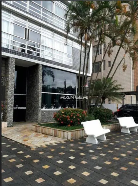 Foto 6 de Apartamento com 2 quartos para alugar, 68m2 em Gonzaga, Santos - SP