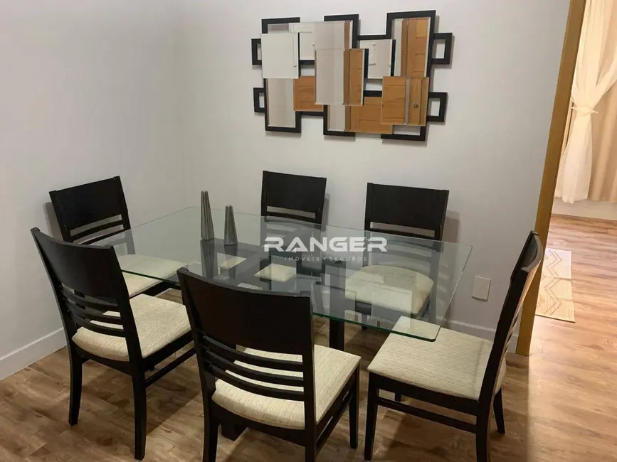 Foto 5 de Apartamento com 2 quartos para alugar, 68m2 em Gonzaga, Santos - SP