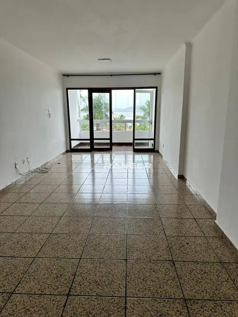 Apartamento com 3 quartos à venda, 151m2 em Itararé, Sao Vicente - SP - imagem 2 Foto 2 de Apartamento com 3 quartos à venda, 151m2 em Itararé, Sao Vicente - SP