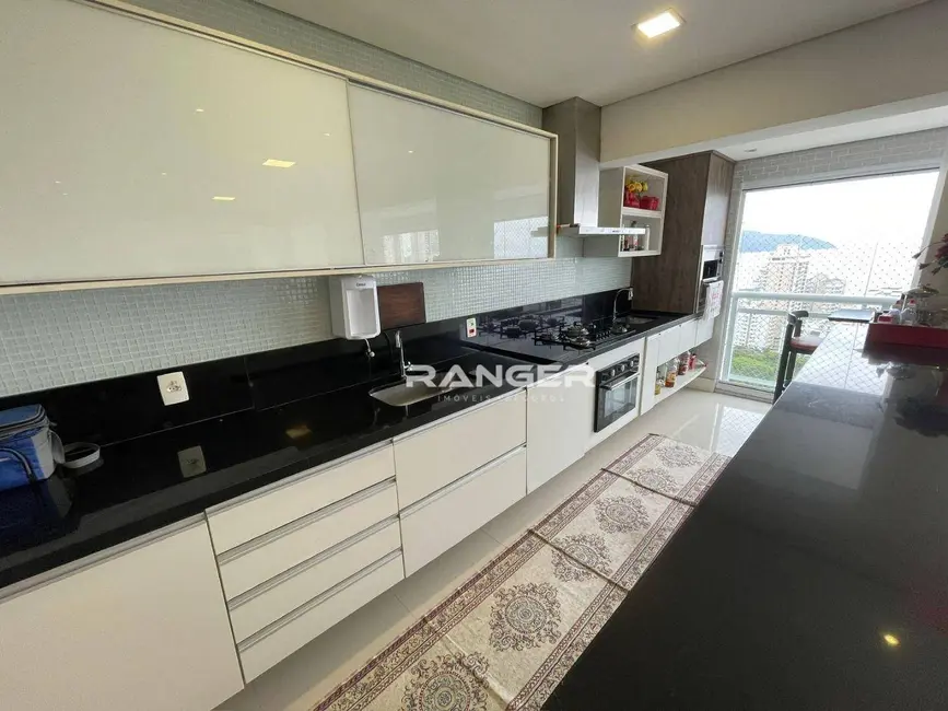 Apartamento com 3 quartos à venda e para alugar, 98m2 em Marapé, Santos - SP - imagem 8 Foto 8 de Apartamento com 3 quartos à venda e para alugar, 98m2 em Marapé, Santos - SP