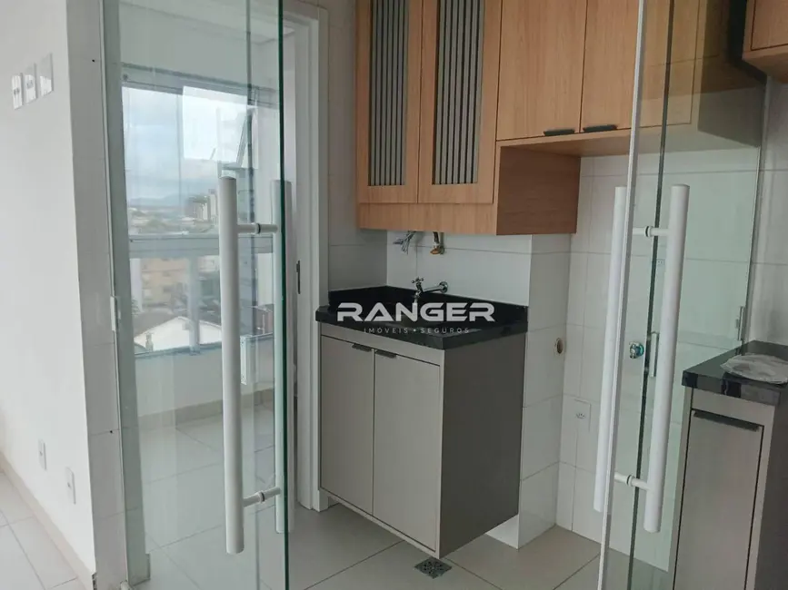 Apartamento com 2 quartos para alugar, 72m2 em Campo Grande, Santos - SP - imagem 8 Foto 8 de Apartamento com 2 quartos para alugar, 72m2 em Campo Grande, Santos - SP