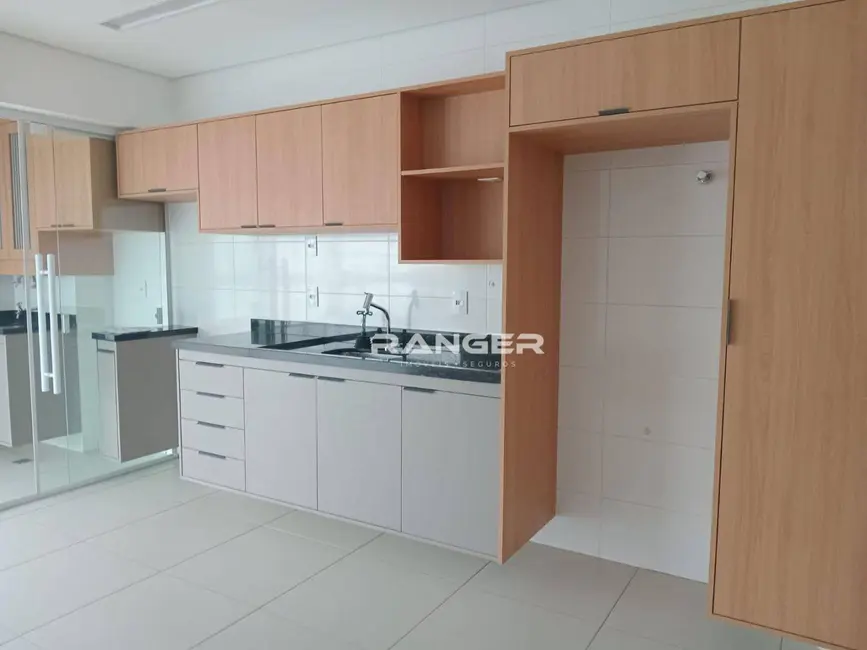 Apartamento com 2 quartos para alugar, 72m2 em Campo Grande, Santos - SP - imagem 3 Foto 3 de Apartamento com 2 quartos para alugar, 72m2 em Campo Grande, Santos - SP