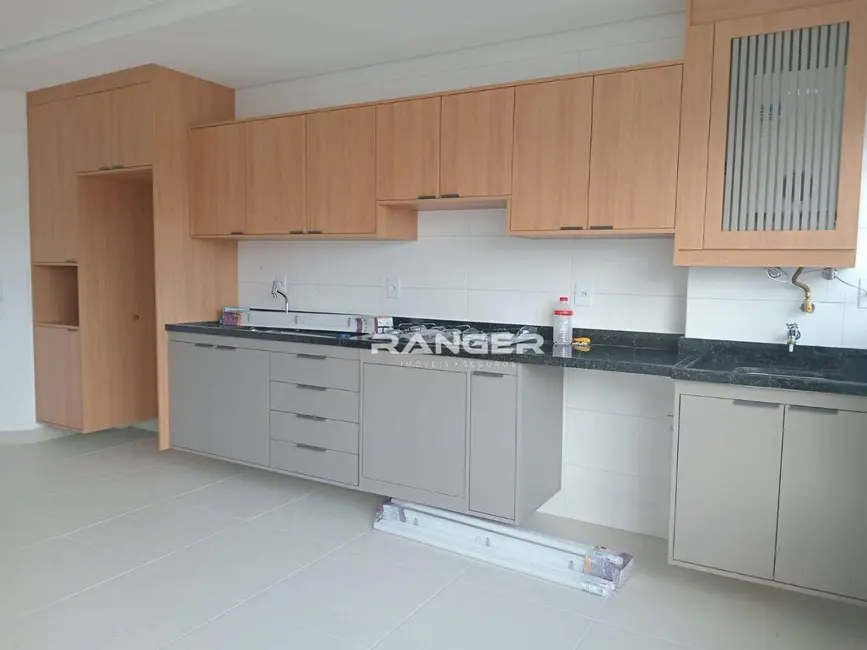 Apartamento com 2 quartos para alugar, 59m2 em Campo Grande, Santos - SP - imagem 6 Foto 6 de Apartamento com 2 quartos para alugar, 59m2 em Campo Grande, Santos - SP