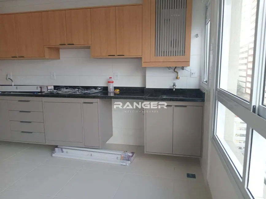 Apartamento com 2 quartos para alugar, 59m2 em Campo Grande, Santos - SP - imagem 3 Foto 3 de Apartamento com 2 quartos para alugar, 59m2 em Campo Grande, Santos - SP