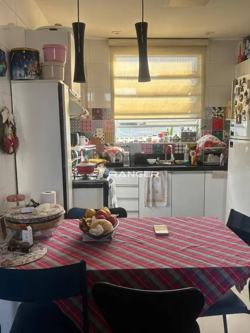 Apartamento com 2 quartos à venda, 70m2 em Encruzilhada, Santos - SP - imagem 4 Foto 4 de Apartamento com 2 quartos à venda, 70m2 em Encruzilhada, Santos - SP