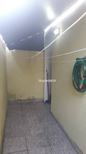 Foto 4 de Casa de Condomínio com 2 quartos à venda, 80m2 em Parque São Vicente, Sao Vicente - SP