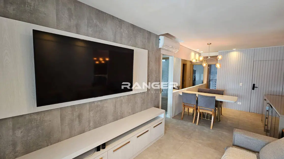 Apartamento com 3 quartos para alugar, 134m2 em Gonzaga, Santos - SP - imagem 5 Foto 5 de Apartamento com 3 quartos para alugar, 134m2 em Gonzaga, Santos - SP