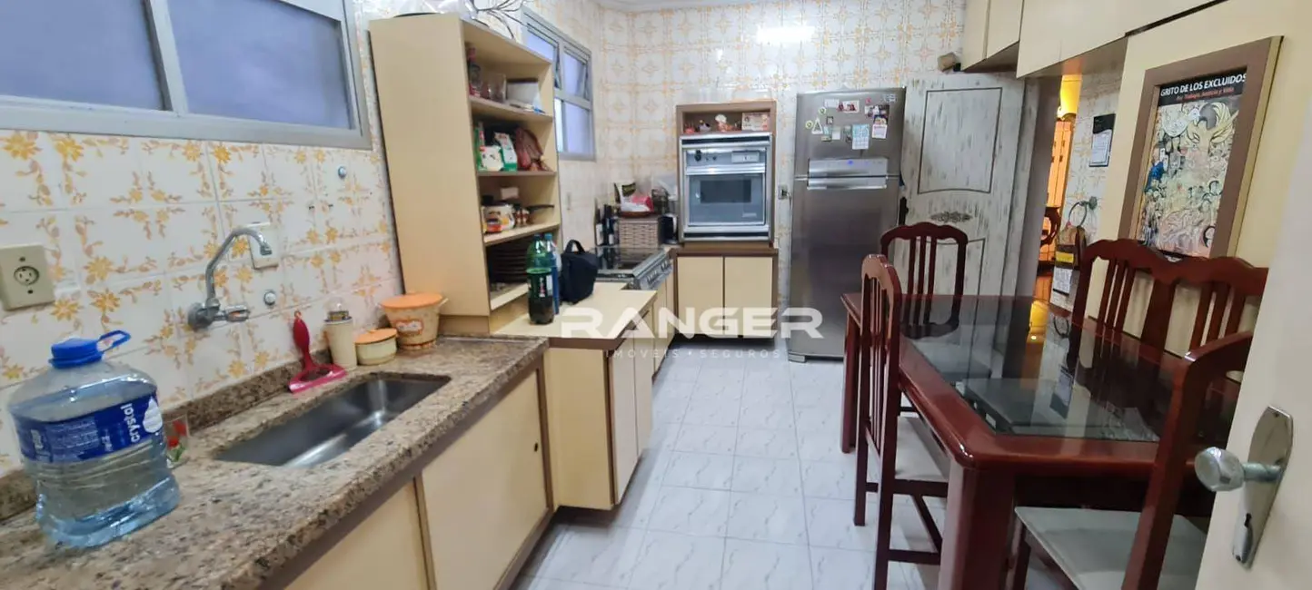 Apartamento com 3 quartos à venda, 180m2 em Ponta da Praia, Santos - SP - imagem 7 Foto 7 de Apartamento com 3 quartos à venda, 180m2 em Ponta da Praia, Santos - SP