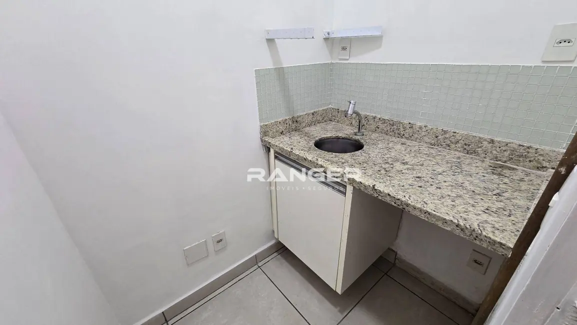 Sala Comercial para alugar, 60m2 em Santos - SP - imagem 4 Foto 4 de Sala Comercial para alugar, 60m2 em Santos - SP