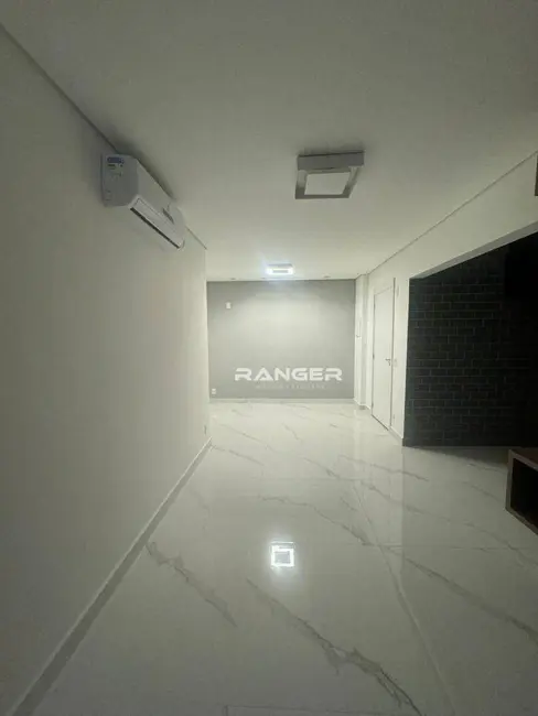 Apartamento com 3 quartos para alugar, 84m2 em Marapé, Santos - SP - imagem 5 Foto 5 de Apartamento com 3 quartos para alugar, 84m2 em Marapé, Santos - SP