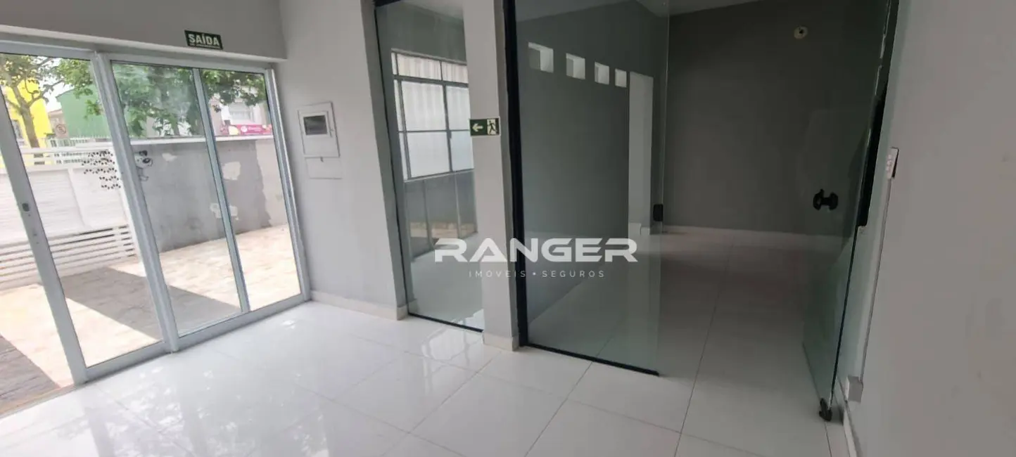 Foto 1 de Casa com 3 quartos à venda, 150m2 em Marapé, Santos - SP