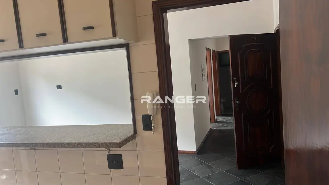 Foto 6 de Apartamento com 2 quartos para alugar, 86m2 em Marapé, Santos - SP