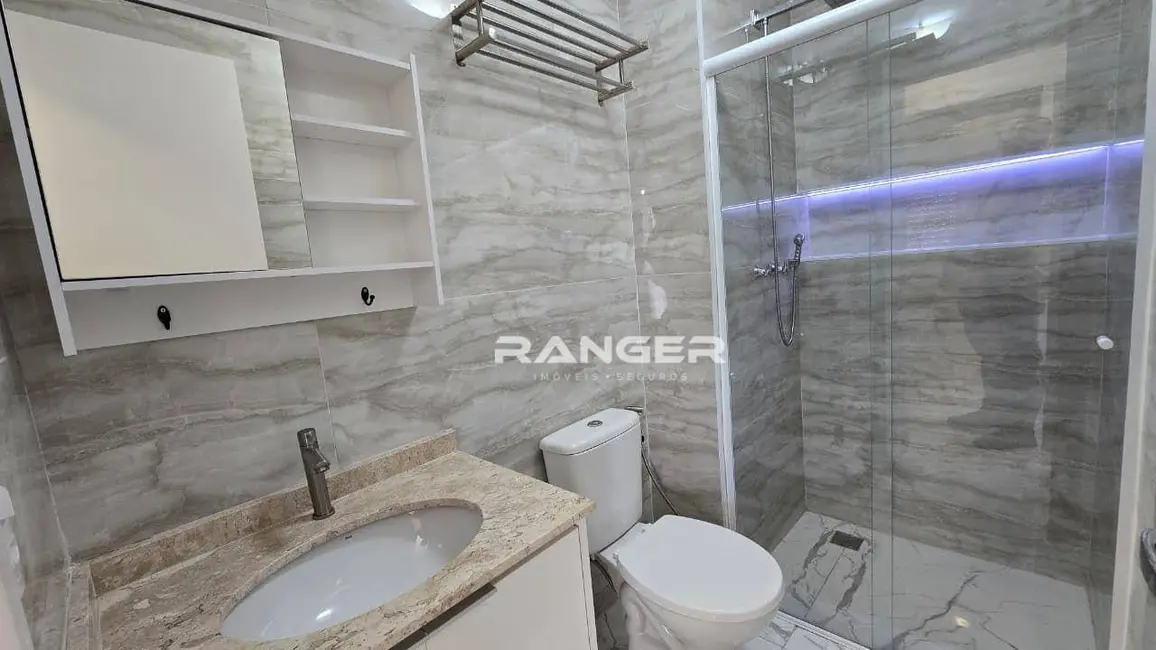 Apartamento com 2 quartos para alugar, 64m2 em Marapé, Santos - SP - imagem 7 Foto 7 de Apartamento com 2 quartos para alugar, 64m2 em Marapé, Santos - SP